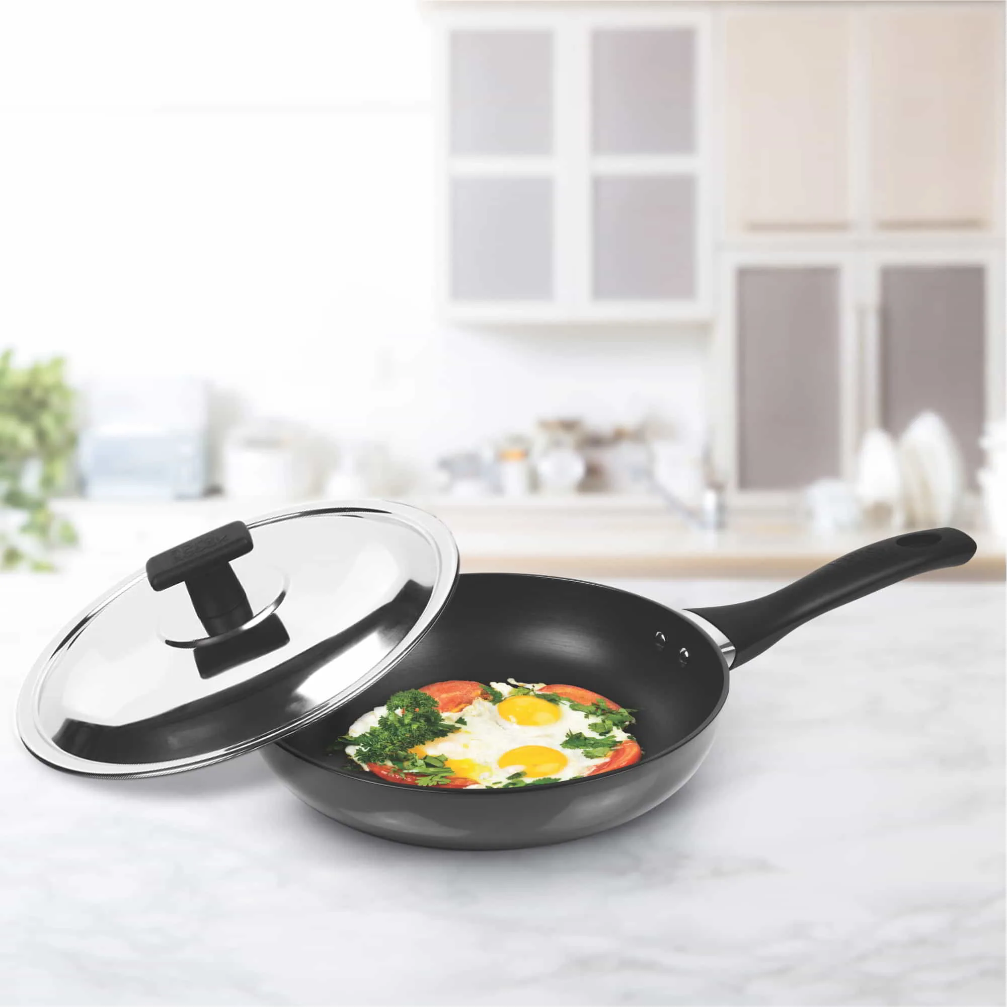 Hard Anodized Fry Pan With Stainless Steel Lid (Milton Procook) - Image 2